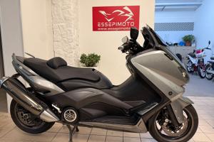 YAMAHA T-MAX 530