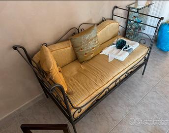 Divano in ferro battuto