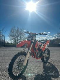 Ktm 250 sx-f 2015