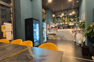 Bar / ristorante in centro città nuovo con dehor