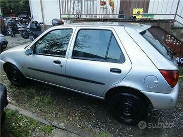 Ricambi Ford Fiesta 1.2 benzina zetec 1999