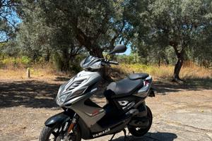 Yamaha Aerox 50 4T