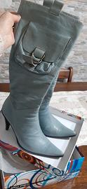 stivali quasi nuovi