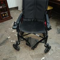 sedia a rotelle elettrica per disabili