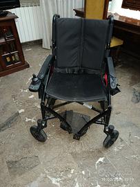 sedia a rotelle elettrica per disabili