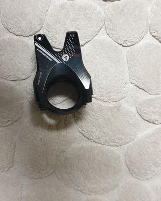 Attacco manubrio mtb L35