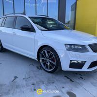 SKODA Octavia 2.0 TDI CR 4x4 DSG Wagon RS