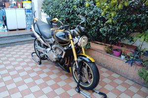 Honda hornet 600