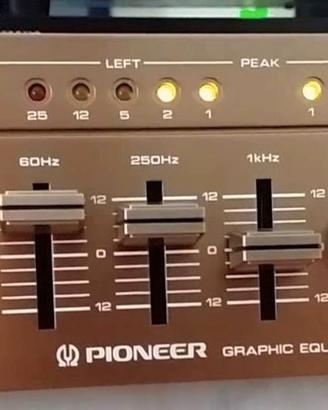 Equalizzatore grafico Pioneer con booster AD-50