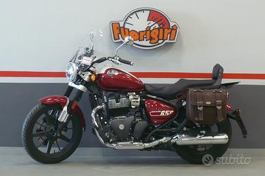 Royal Enfield Super Meteor 870 km pari al nuovo