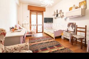 Nuova luminosa condezionata moderna appartamento