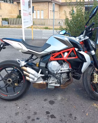 Mv Agusta Brutale 800 