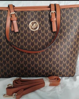 Borsa maxfly