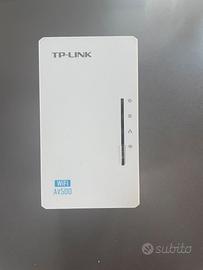 TP-Link TL-WPA4220 – Powerline WiFi Extender