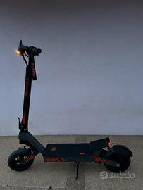 MONOPATTINO KUKIRIN G2