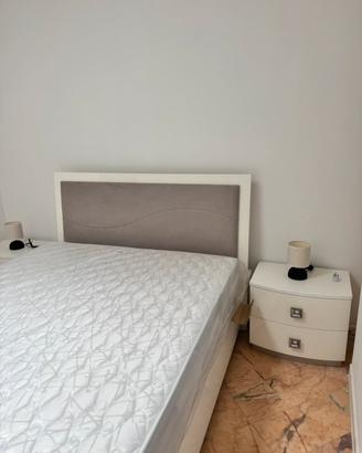 Letto + comodini + materasso NUOVO