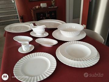 servizio piatti Royal Worcester fine bone china