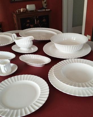 servizio piatti Royal Worcester fine bone china