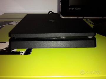 Playstation 4 Slim - PS4 Slim - Prezzo Trattabile