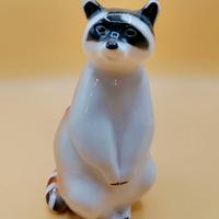 PROCIONE IN PORCELLANA 20CM