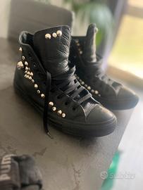 Scarpe converse fatte a mano