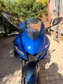 Yamaha YZF-R3 (2023)
