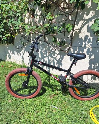 BMX Jeta Wolf 20" - Come Nuova 

