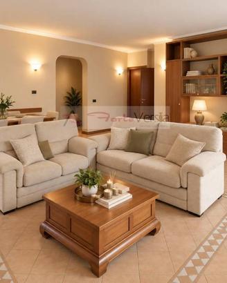 Villa di 173 m² con più di 5 locali e posto auto a