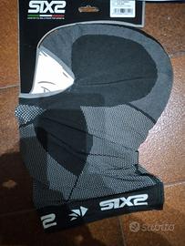 Sottocasco per moto/scooter.