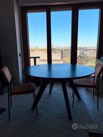 TAVOLO IN LEGNO NERO