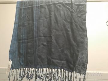 sciarpa coprispalle carpisa