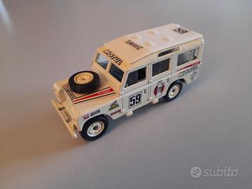 Land Rover Raid scala 1/43 Solido