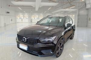 VOLVO XC40 T3 AUTOMATICO R-DESIGN SUV