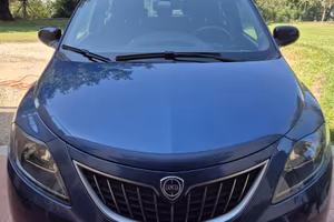 Lancia Ypslon Hybrid