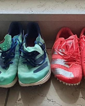 Scarpe chiodate per atletica leggera
