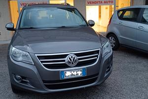 Volkswagen Tiguan 2.0 TDI DSG 4MOTION Sport & Styl