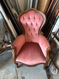 Poltrona classica antica