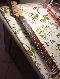 Manico chitarra elettrica rettificato tasti nuovi