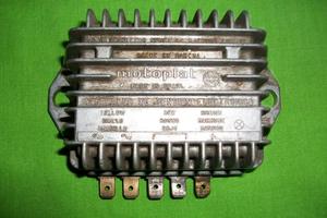 Regolatore Di Tensione