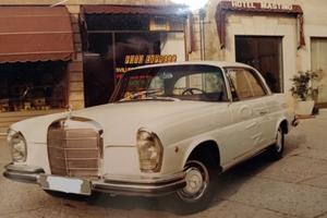 MERCEDES Coupe W111 220 Se