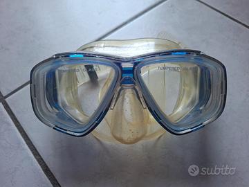 Maschera sub bambino 