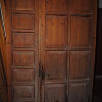 Portoncino con due ante