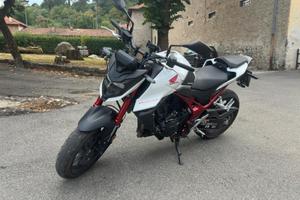 HONDA CB750 HORNET MY2024 – 6.854 KM