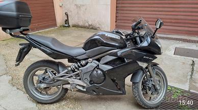 Kawasaki ER6f del 2010 con soli 12500 km