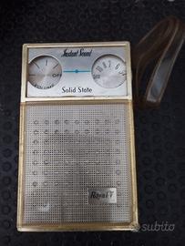Radio portatile vintage a transistor