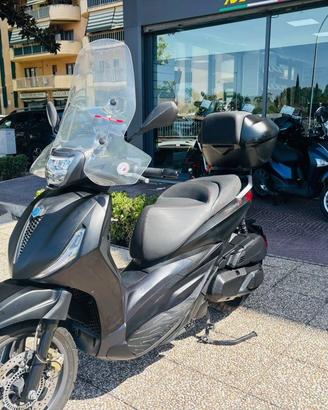 PIAGGIO Beverly 400 i.e. PASSAGGIO E TAGLIANDO I