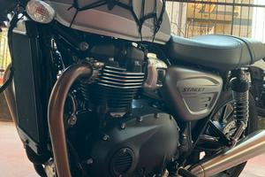 Triumph Street Twin EC 1 come nuova