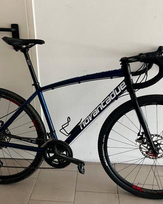 Bici gravel bikepacking