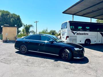 AUDI A8 full optional tetto