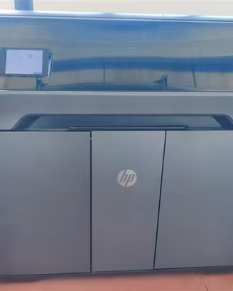 Stampante 3D HP Jet Fusion 540 – € 8.000 + IVA